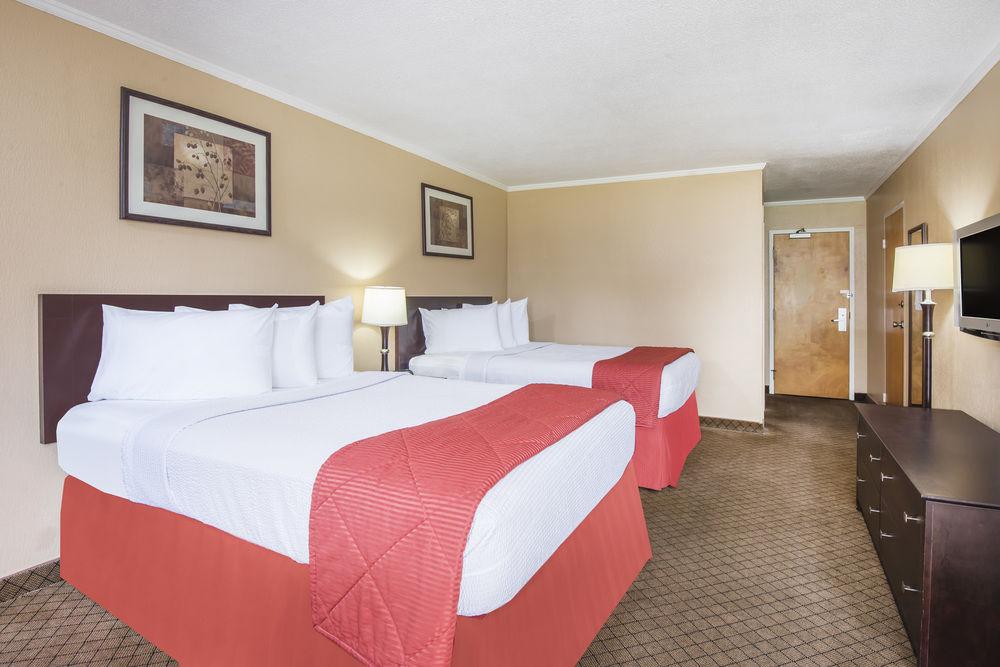 Red Roof Inn Ashtabula - Austinburg Eksteriør bilde